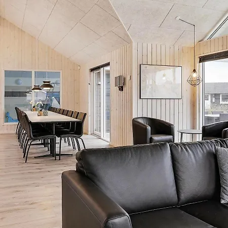 Holiday home 18 Person In