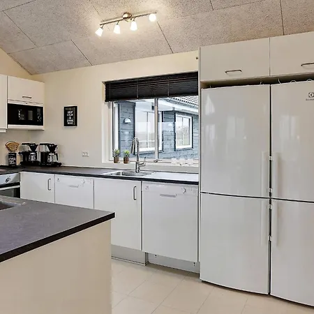 펜션 18 Person In Fåborg