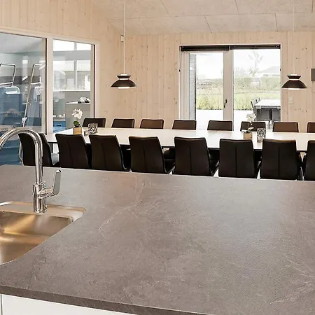 5 Star In Fåborg