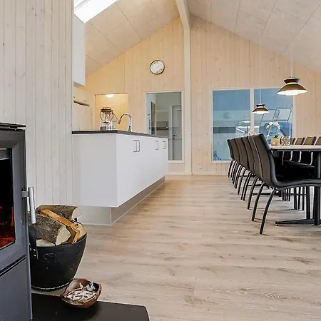 펜션 18 Person In *