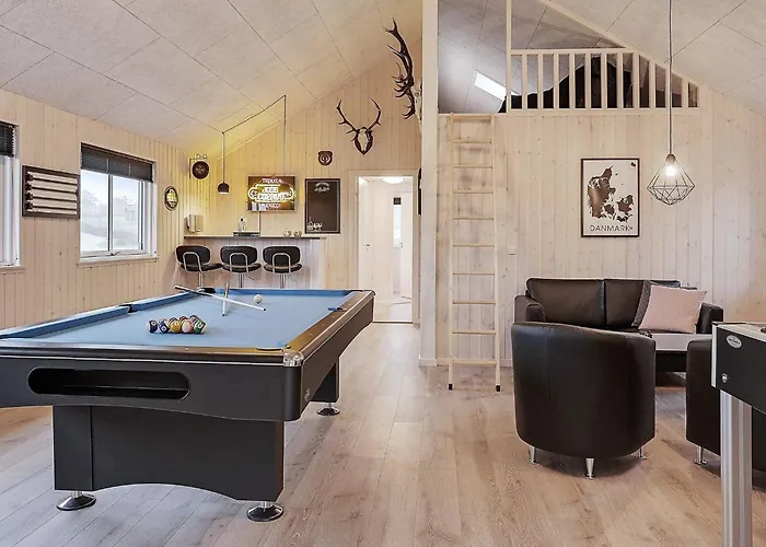 Nyaraló 18 Person In