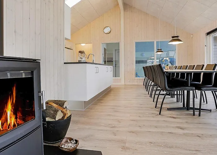 Nyaraló 18 Person In *