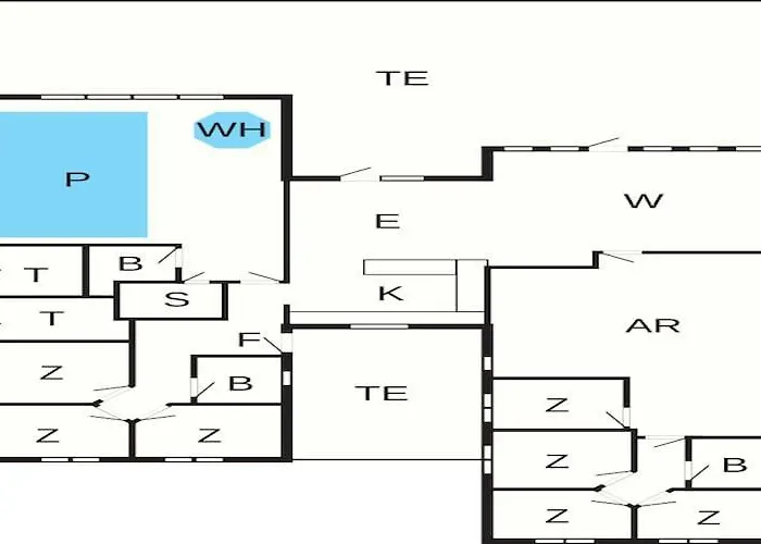 18 Person In Nyaraló